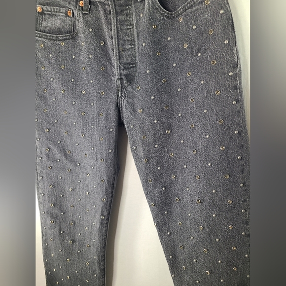 Levi's 501 Women's 26 Gray Studded Premium Denim Cropped straight leg jean - Picture 5 of 8
